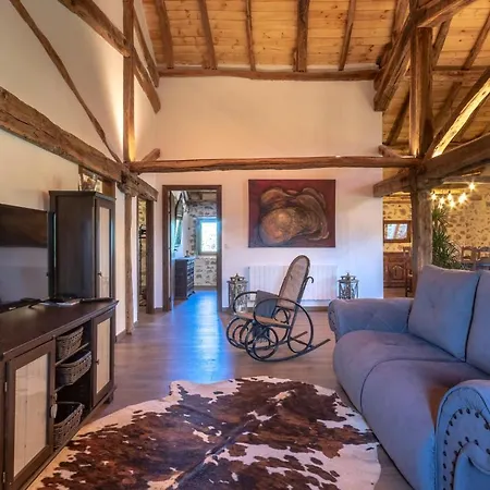 Bilbao Nature With Parking By Aston *