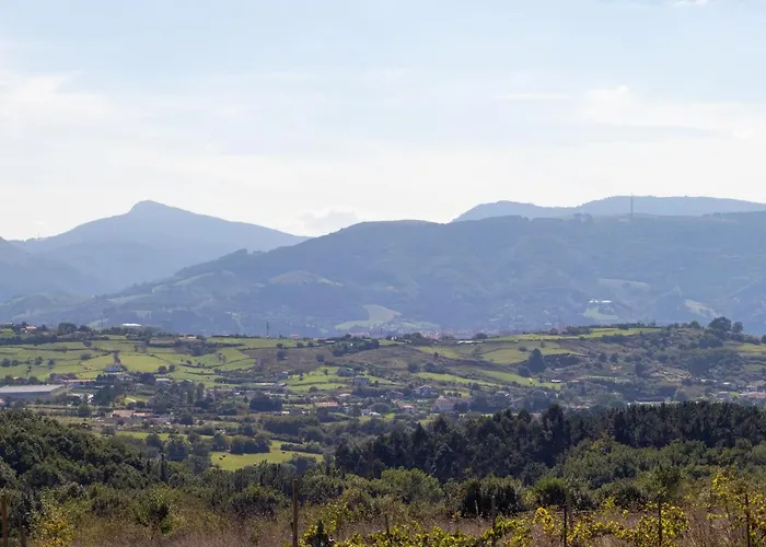 Bilbao Nature With Parking By Aston * Erandio