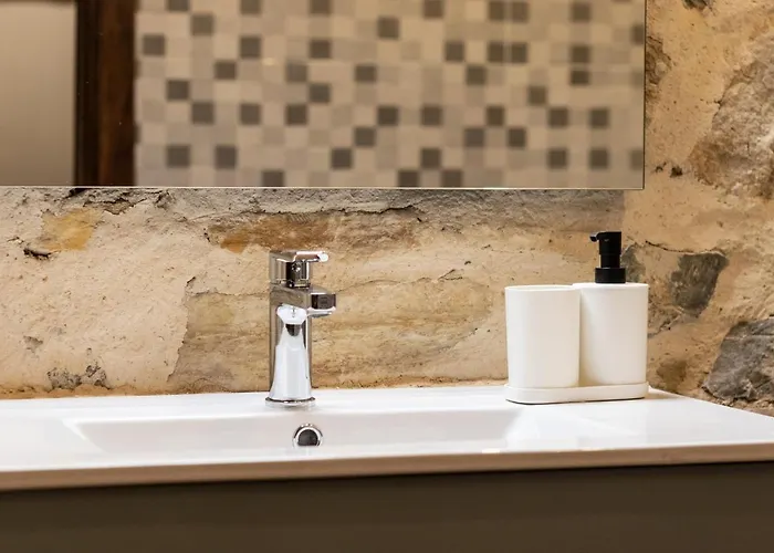 Bilbao Nature With Parking By Aston